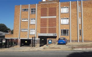 1 Bedroom Apartment in Alberton