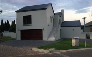 4 Bedroom House in Wapadrand