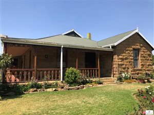 4 Bed House in Warden