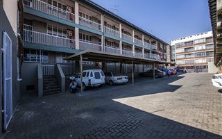 1 Bedroom Apartment in Alberton