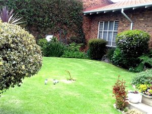 3 Bed Townhouse in Elma Park