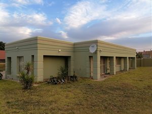 3 Bed House in Bergsig