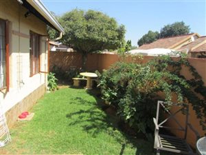 3 Bed Townhouse in Vaalpark