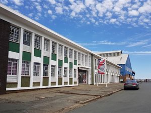 4564 m² Industrial space in New Centre