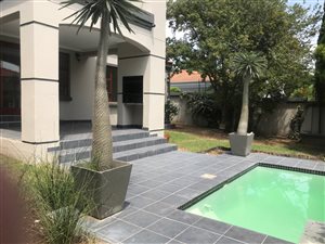 3 Bed House in Lonehill
