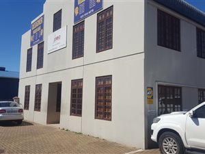 320 m² Commercial space in Amanzimtoti