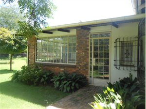 8565 m² Farm in Unitas Park