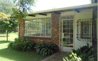 8565 m² Farm in Unitas Park