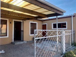 2 Bed House in Muizenberg