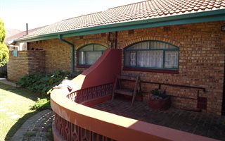 4 Bedroom House in Oudorp