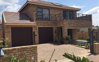 3 Bedroom Duplex in North Riding