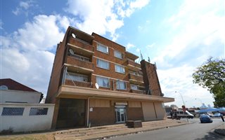 70 m² Retail Space in Rosettenville