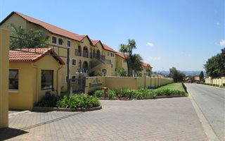 2 Bedroom Apartment in Sundowner