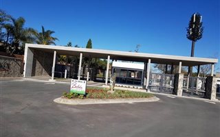 1 Bedroom Apartment in Kyalami