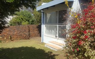 3 Bedroom Townhouse in Constantia Park