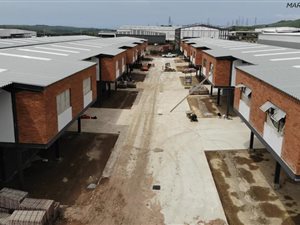 180 m² Industrial space in Cornubia
