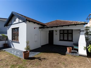3 Bed House in Fresnaye