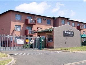2 Bed Apartment in Richards Bay Central