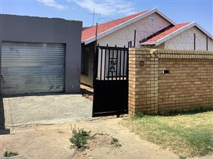 3 Bed House in Naturena