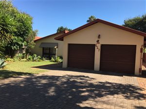 5 Bed House in Roseville