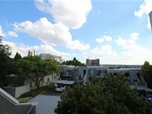 1 Bed Apartment in Benmore Gardens