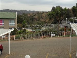 2 Bed Duplex in Alberton
