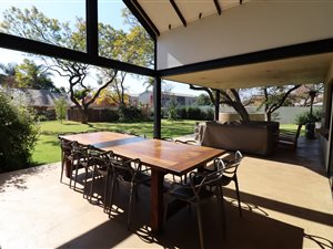 4 Bed House in Waterkloof