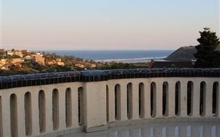 11 Bedroom House in La Mercy