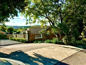2 Bed Townhouse in Erasmuskloof
