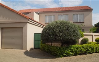3 Bedroom Townhouse in LesMarais