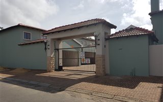 2 Bedroom Townhouse in Greenhills