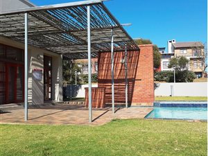 1 Bed Townhouse in Midridge Park