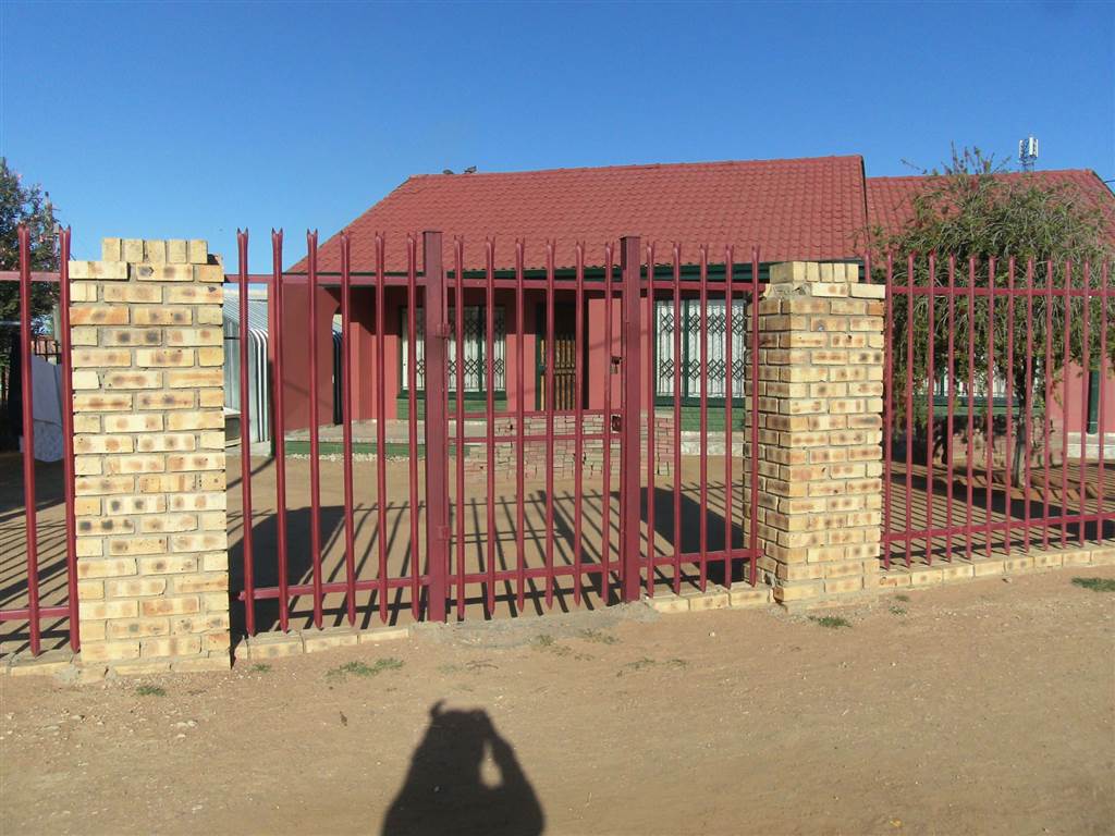 3 bed house in northern cape