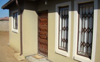 2 Bedroom House in Nellmapius