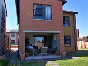 3 Bed Duplex in Pretoria North