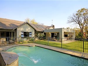 4.5 Bed House in Savoy Estate
