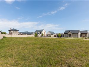 937 m² Land available in Blue Mountain Village