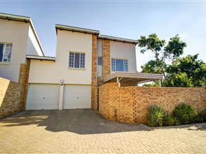 3 Bed Duplex in Silver Lakes