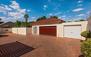 3 Bedroom House in Bedfordview