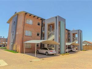 2 Bedroom Townhouse in Montana Park