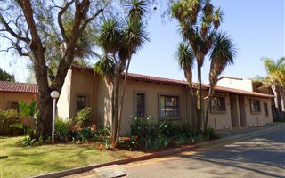 3 Bedroom Townhouse in Lakefield