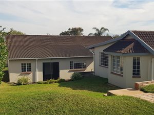 4 Bed House in Bisley Heights