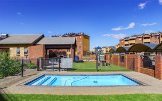2 Bedroom Apartment in Montana Gardens