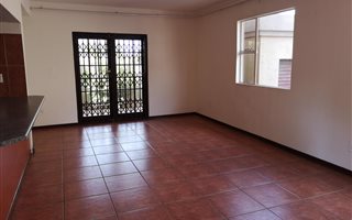 3 Bedroom Townhouse in Bendor Park