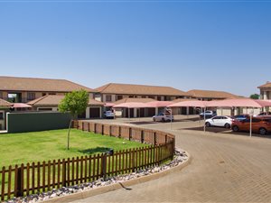2 Bedroom Townhouse in Heatherdale
