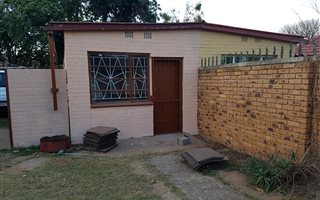 1 Bedroom Apartment in Cullinan