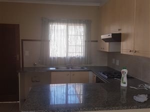 2 Bed Simplex in Stone Ridge Estate