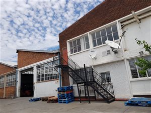 4406 m² Industrial space in New Centre