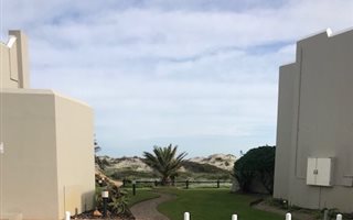 2 Bedroom Apartment in Van Riebeeckstrand