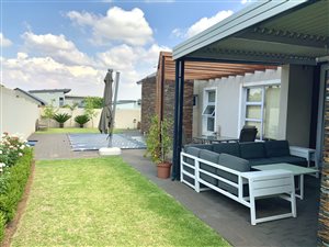 4 Bed House in Midstream Ridge Estate